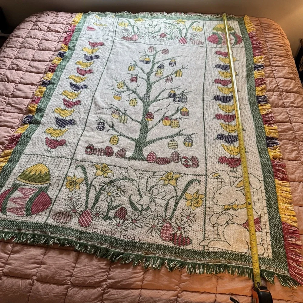 VTG 1994V MWW Bunny Rabbit Throw Blanket Tapestry 69x46 Easter Spring Tulip